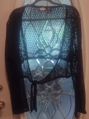 Black Lace Knit Tie-Front Shrug